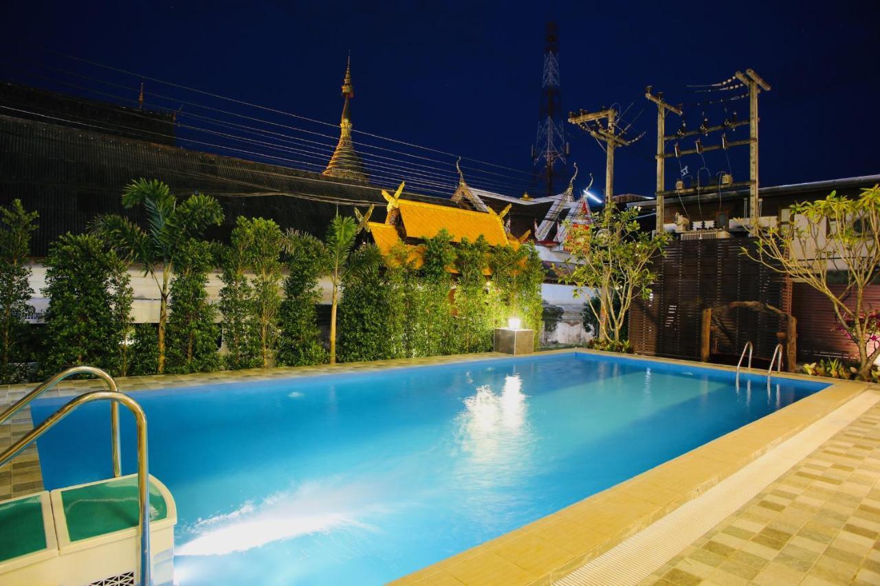 Thapaeplacehotel 치앙마이 외부 사진