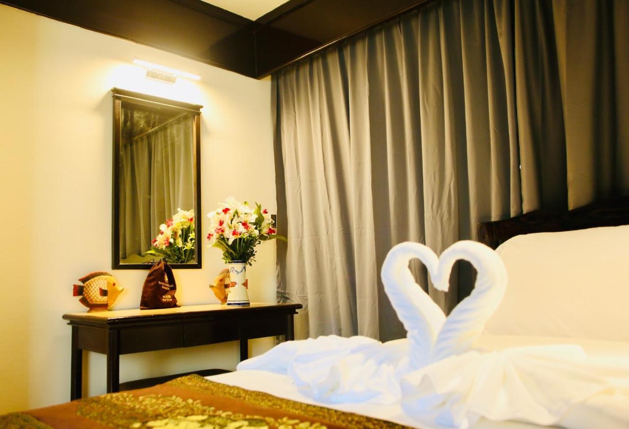 Thapaeplacehotel 치앙마이 외부 사진