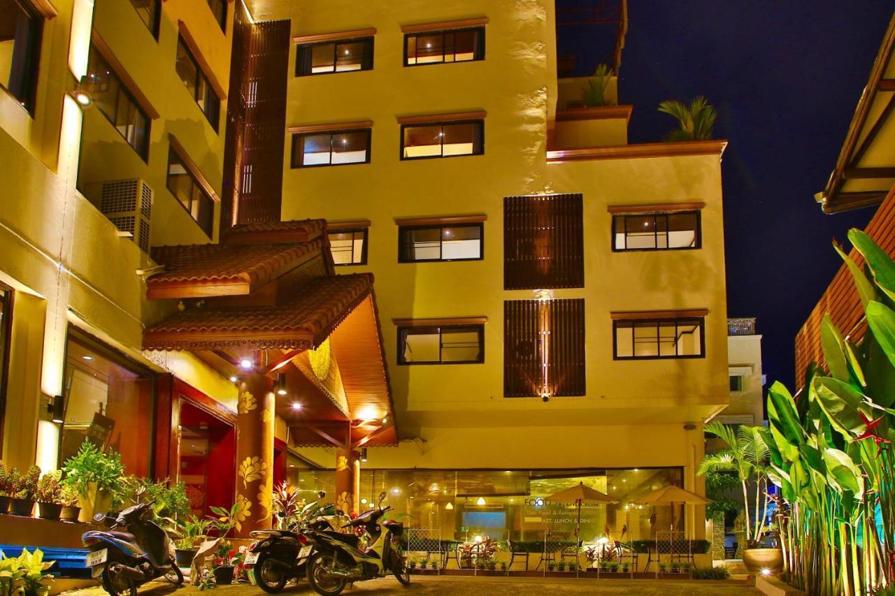 Thapaeplacehotel 치앙마이 외부 사진