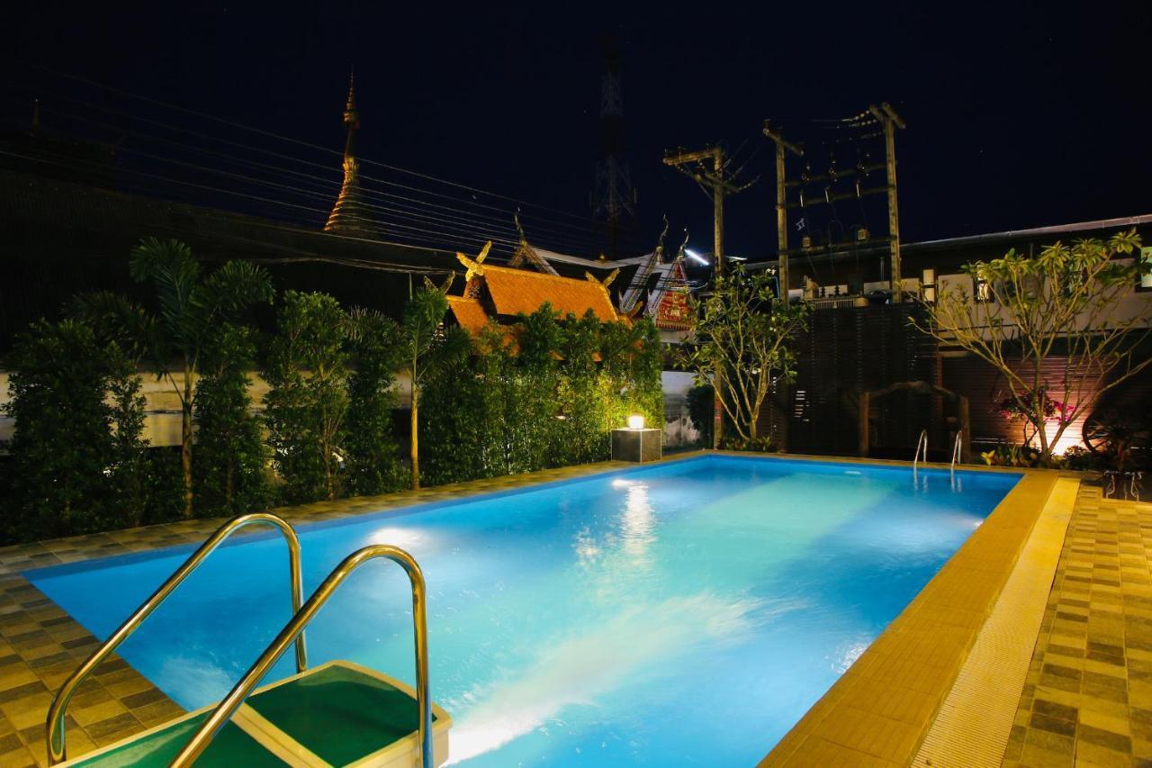 Thapaeplacehotel 치앙마이 외부 사진