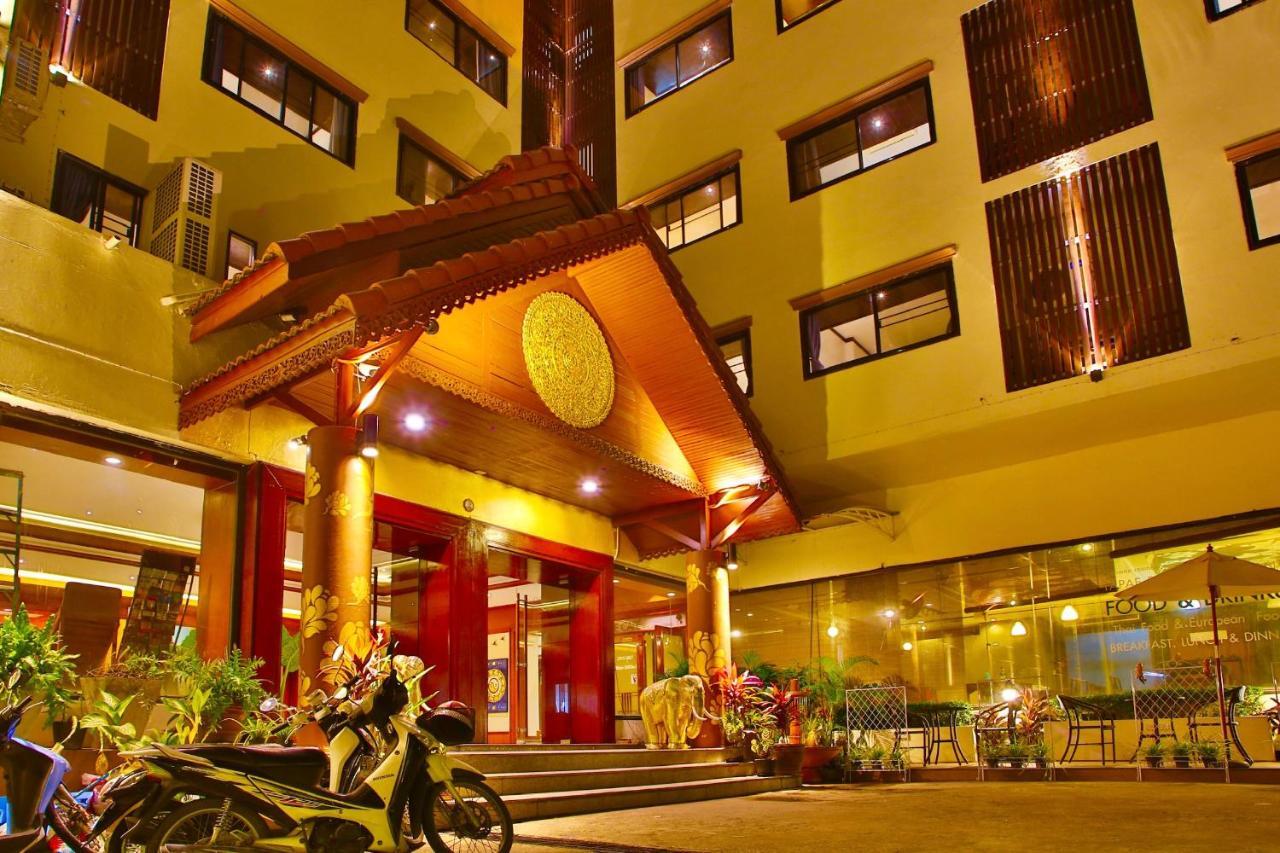 Thapaeplacehotel 치앙마이 외부 사진