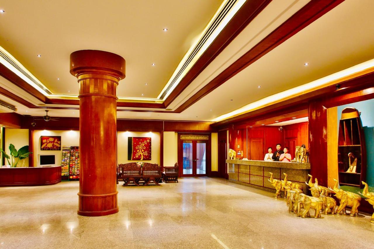 Thapaeplacehotel 치앙마이 외부 사진