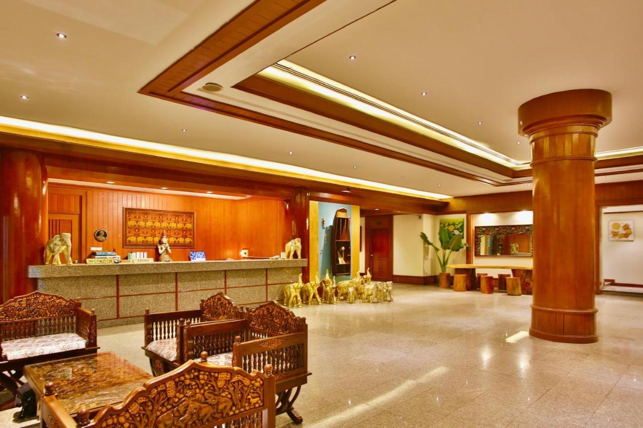 Thapaeplacehotel 치앙마이 외부 사진