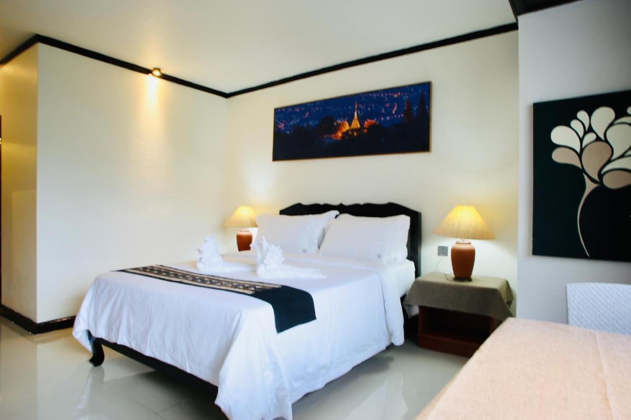 Thapaeplacehotel 치앙마이 외부 사진
